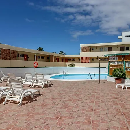 100a08 - La Colina 61 Apartment *